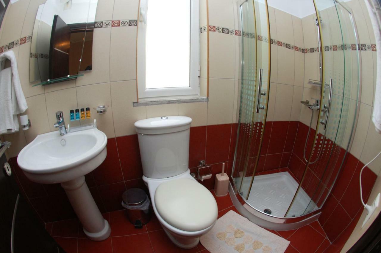 Hotel Ramo Saranda 외부 사진