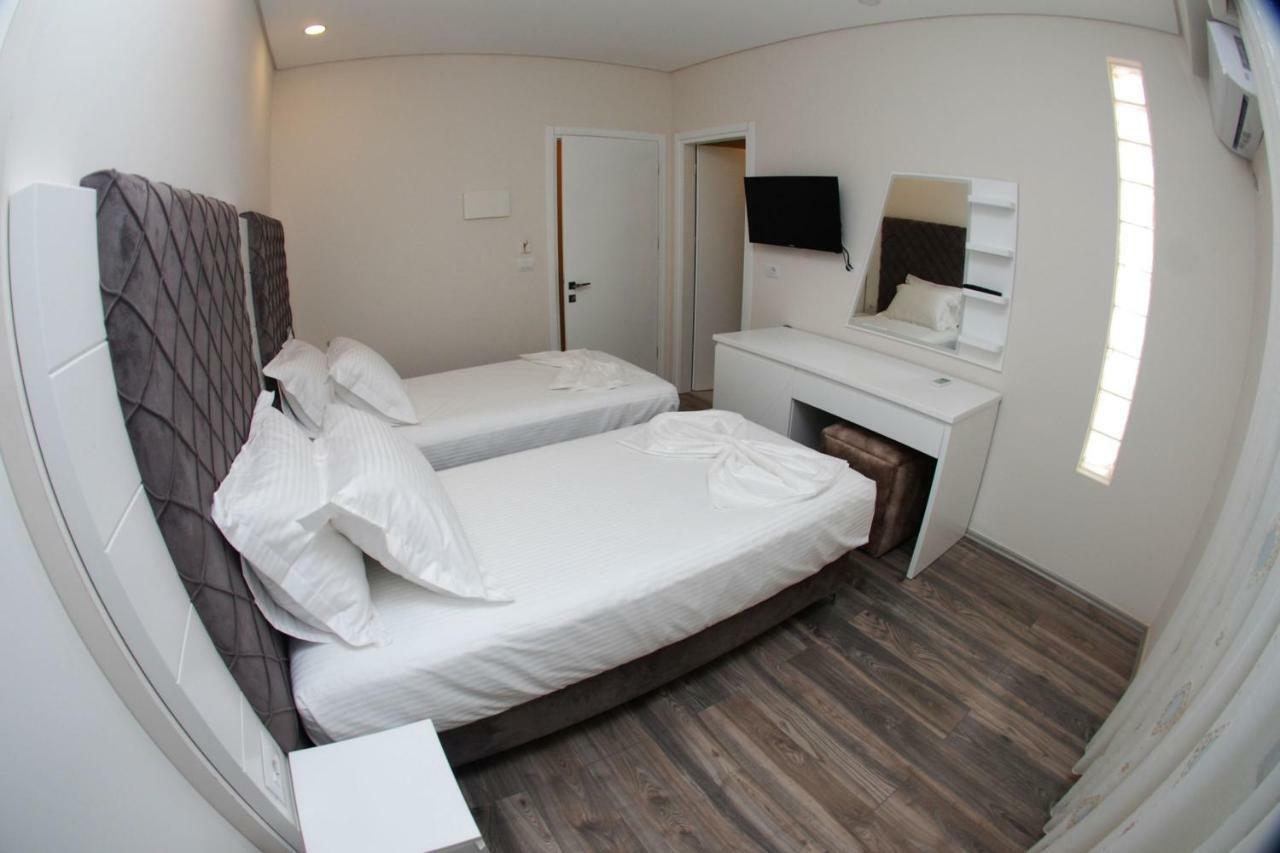 Hotel Ramo Saranda 외부 사진